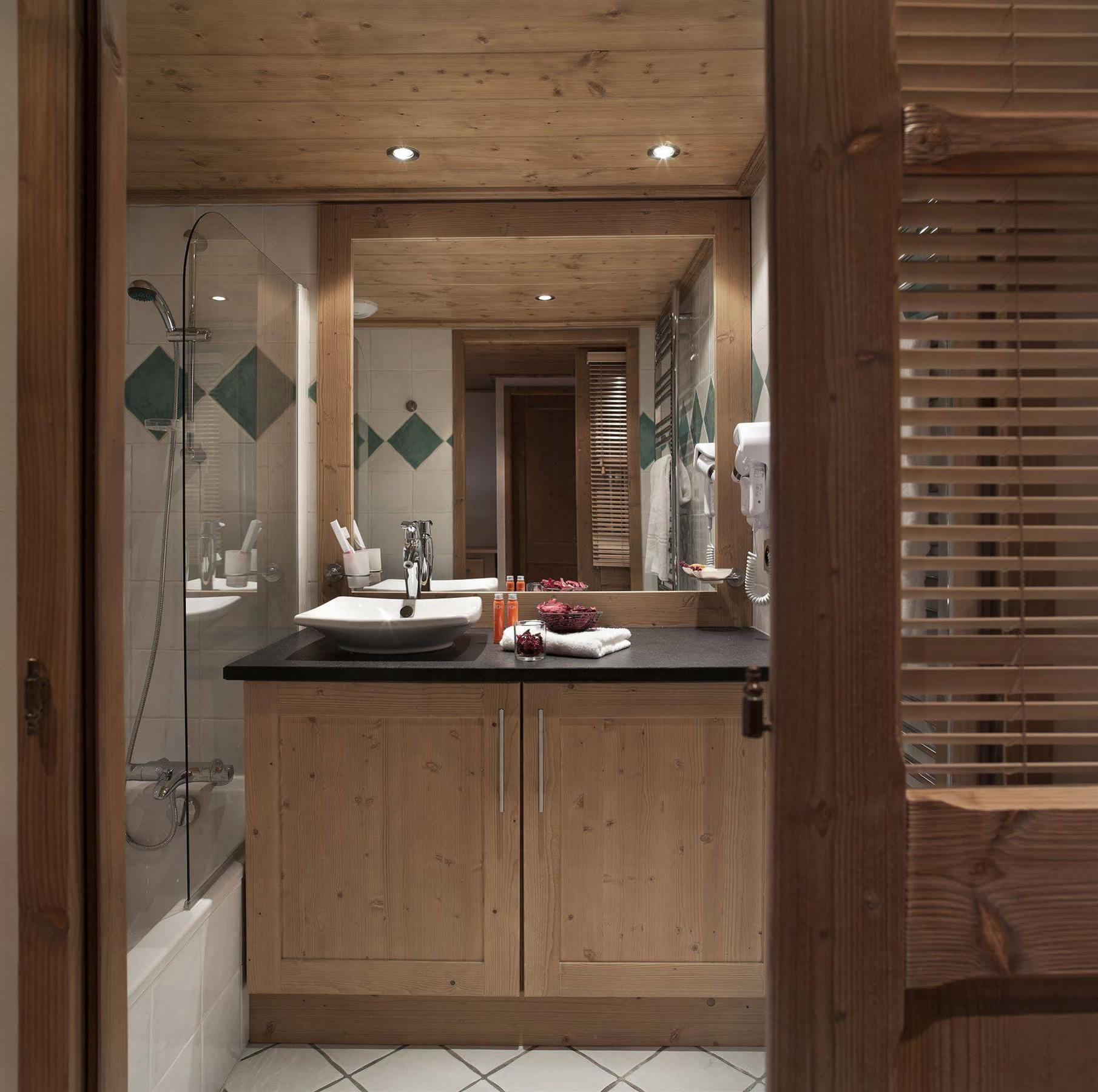 Cgh Residences & Spas Les Chalets De Jouvence Les Carroz d'Araches Exteriör bild
